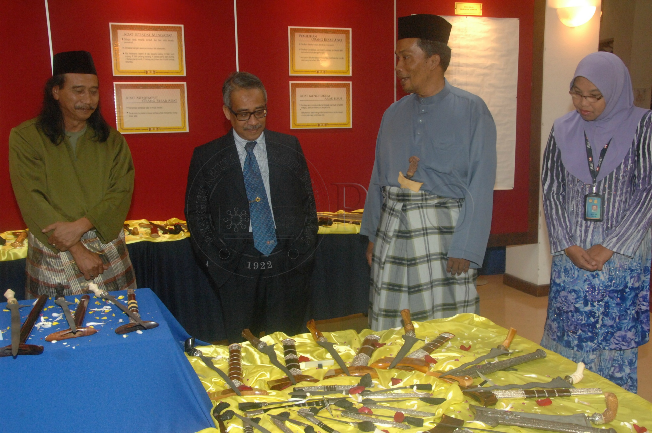 PRO 14 33 WACANA FBA 0017